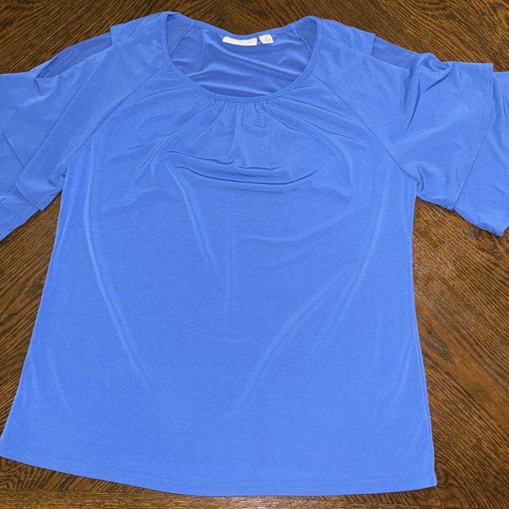 Susan Graver light blue short layered sleeve blouse- Medium